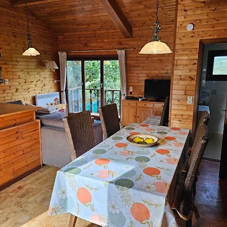 Chalet Lizelle Дюрби Екстериор снимка