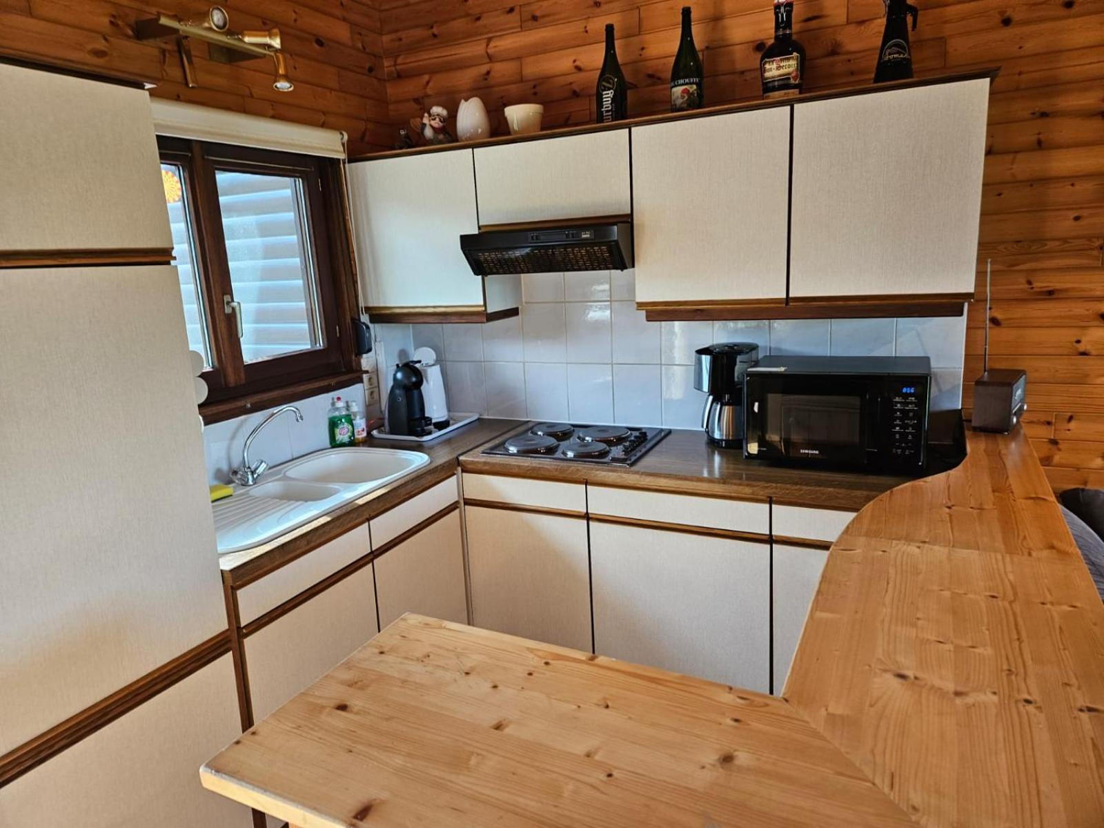 Chalet Lizelle Дюрби Екстериор снимка
